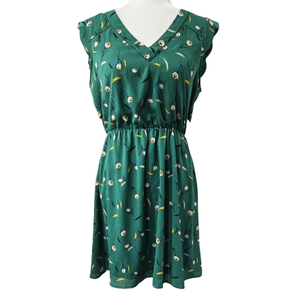 41 Hawthorn Green Floral Midnight Scallop Detail Dress Date Night Stitch Fix